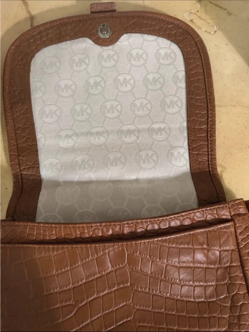 Michael Kors Cognac Croc-Embossed Crossbody Bag EUC - Picture 9 of 9